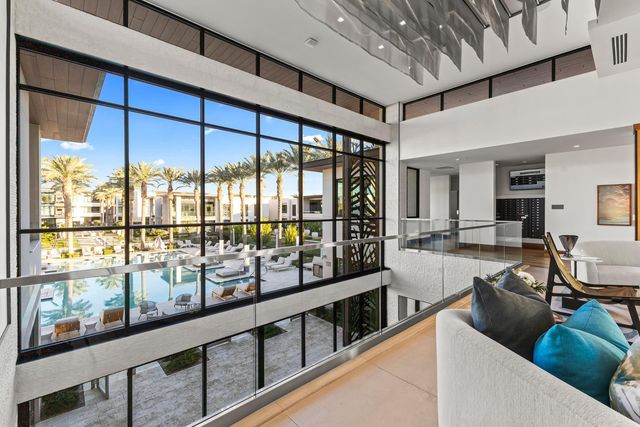 6587 N Palmeraie Boulevard Unit 2003, Paradise Valley, AZ 85253