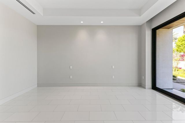 6587 N Palmeraie Boulevard Unit 2003, Paradise Valley, AZ 85253