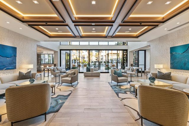 6587 N Palmeraie Boulevard Unit 2003, Paradise Valley, AZ 85253