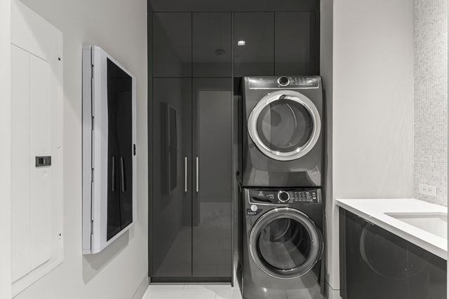 6587 N Palmeraie Boulevard Unit 2003, Paradise Valley, AZ 85253