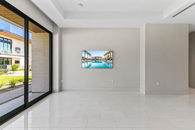 6587 N Palmeraie Boulevard Unit 2003, Paradise Valley, AZ 85253