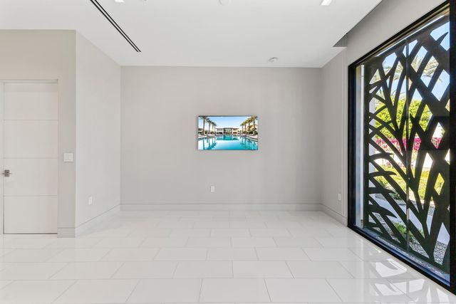 6587 N Palmeraie Boulevard Unit 2003, Paradise Valley, AZ 85253