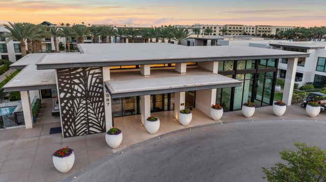 6587 N Palmeraie Boulevard Unit 2003, Paradise Valley, AZ 85253