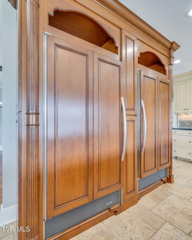 20484 Lake Road, Abingdon, VA 24211