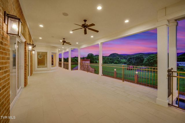 20484 Lake Road, Abingdon, VA 24211