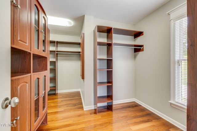 20484 Lake Road, Abingdon, VA 24211