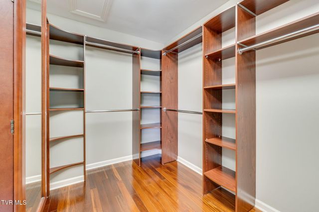 20484 Lake Road, Abingdon, VA 24211