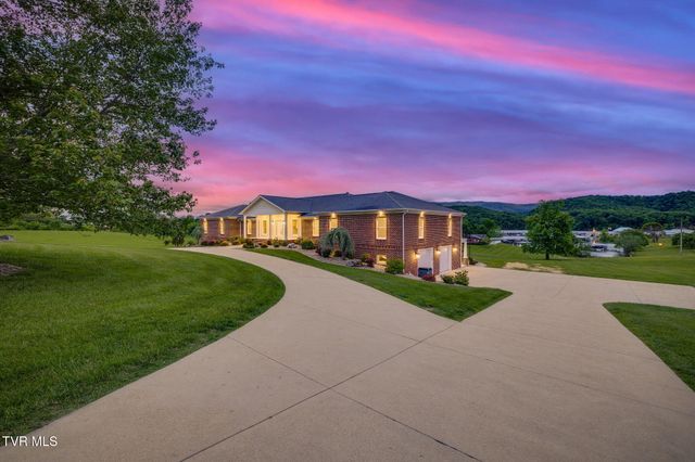 20484 Lake Road, Abingdon, VA 24211