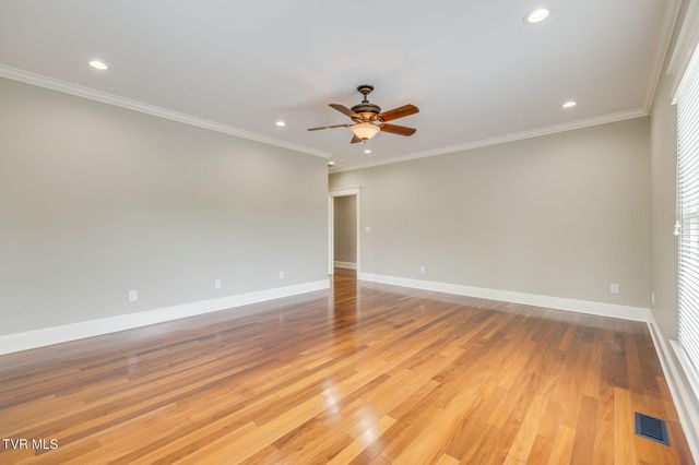 20484 Lake Road, Abingdon, VA 24211