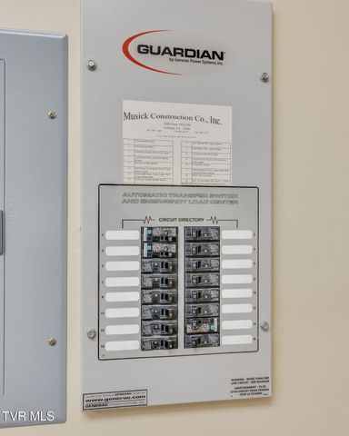 20484 Lake Road, Abingdon, VA 24211