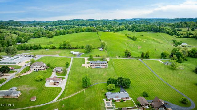 20484 Lake Road, Abingdon, VA 24211