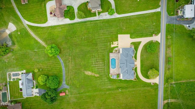 20484 Lake Road, Abingdon, VA 24211