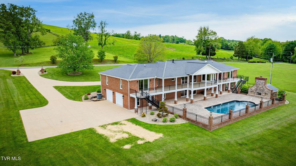 20484 Lake Road, Abingdon, VA 24211