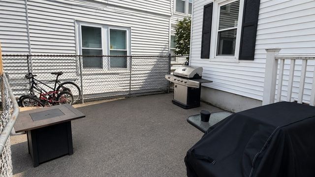 131 Rindge Ave 1, Cambridge, MA 02140