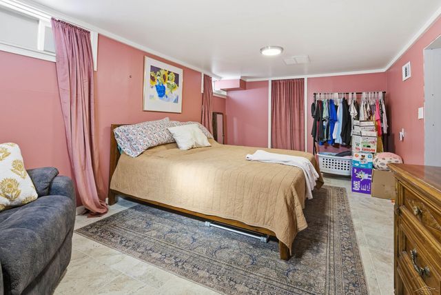 1606 Essex Street, Essexville, MI 48732