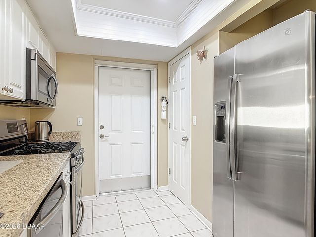 160 Turnberry Circle, New Smyrna Beach, FL 32168