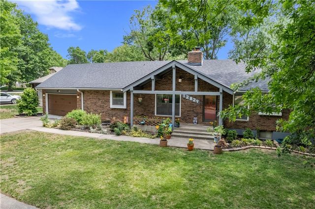 12829 McGee Street, Kansas City, MO 64145