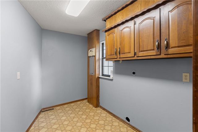 12829 McGee Street, Kansas City, MO 64145