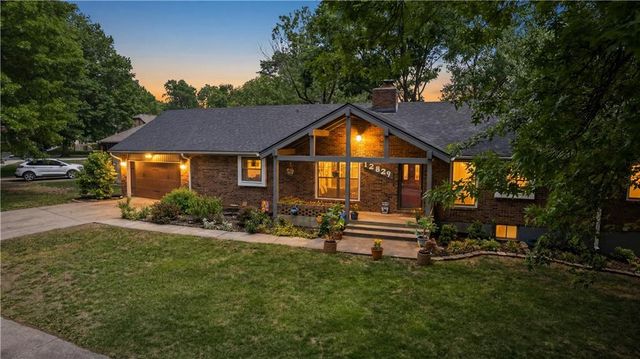 12829 McGee Street, Kansas City, MO 64145