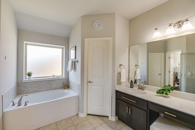 6705 Shiva Kamini WAY, Manor, TX 78754