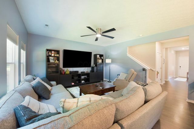 347 Kells Court W, Newark, OH 43055