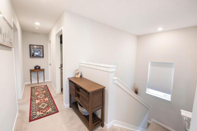347 Kells Court W, Newark, OH 43055