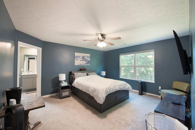 347 Kells Court W, Newark, OH 43055