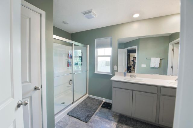 347 Kells Court W, Newark, OH 43055