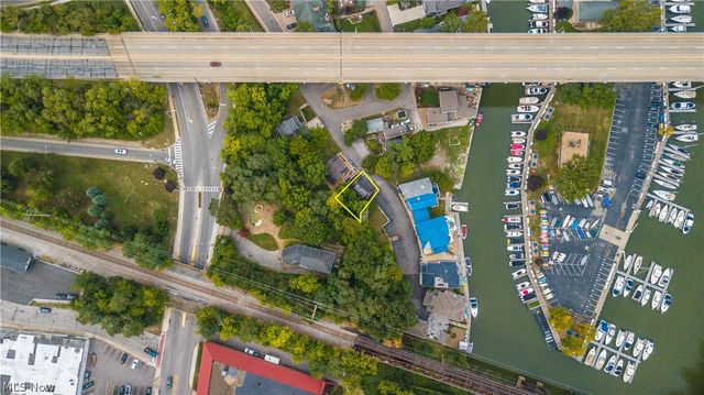 416 Riverdale Drive, Rocky River, OH 44116