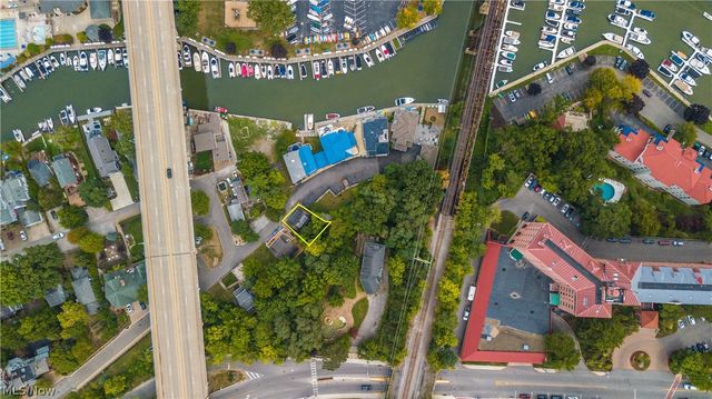 416 Riverdale Drive, Rocky River, OH 44116