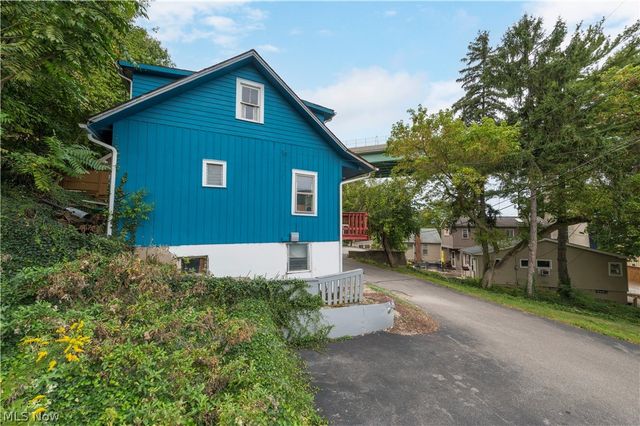 416 Riverdale Drive, Rocky River, OH 44116