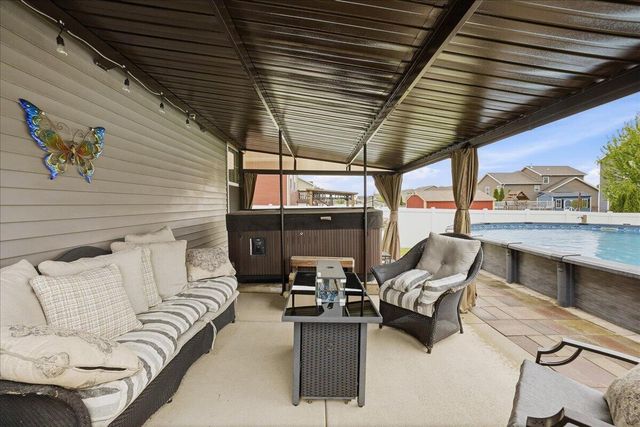 15011 Euclid Street, Cedar Lake, IN 46303