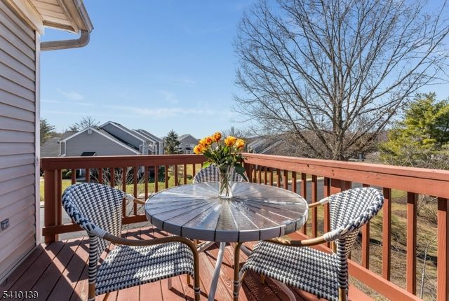 224 Lobelia Ct, Readington Twp., NJ 08889