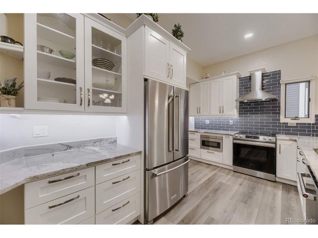 2568 S Independence Ct, Denver, CO 80227