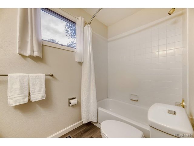 2568 S Independence Ct, Denver, CO 80227