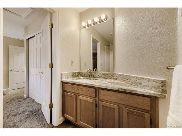 2568 S Independence Ct, Denver, CO 80227