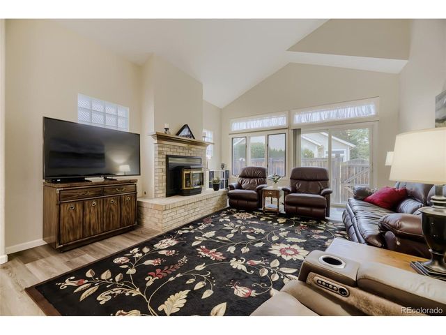 2568 S Independence Ct, Denver, CO 80227