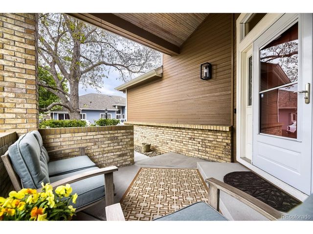 2568 S Independence Ct, Denver, CO 80227