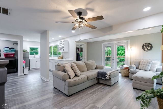 7990 Ebony Drive, Nineveh, IN 46164