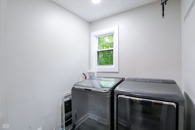 7990 Ebony Drive, Nineveh, IN 46164