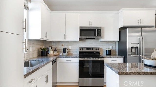 1210 Yeager Avenue, Rialto, CA 92376