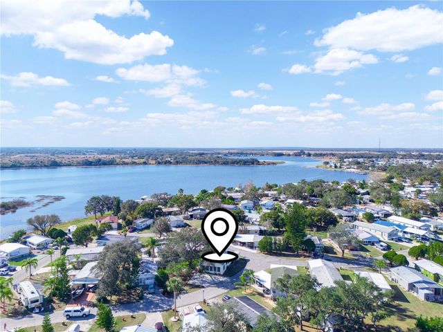27 SADDLEBAG TRAIL S, Lake Wales, FL 33898