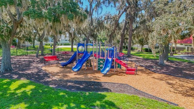 3028 LAKES CREST AVENUE, St Cloud, FL 34772