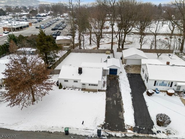 408 Stelko Ave, Lopatcong Twp., NJ 08865