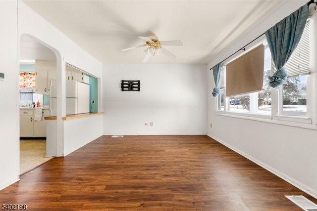 408 Stelko Ave, Lopatcong Twp., NJ 08865