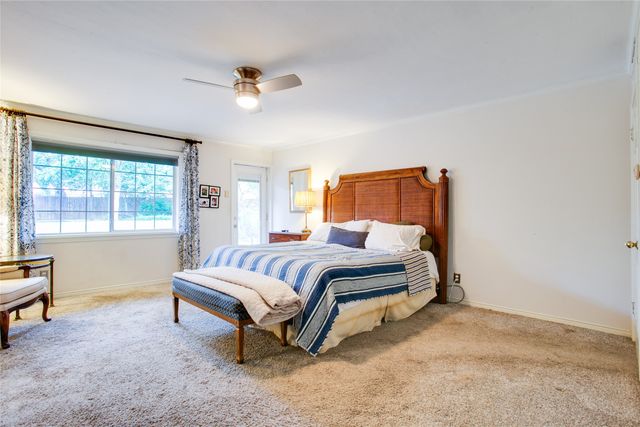 233 Lakeland Drive, Highland Village, TX 75077