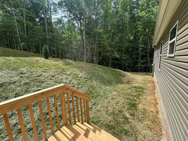 101 Sawyer Ridge Lane, Hayesville, NC 28904