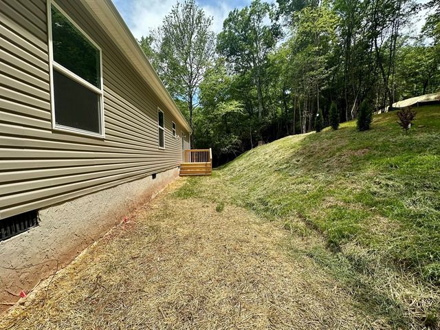 101 Sawyer Ridge Lane, Hayesville, NC 28904
