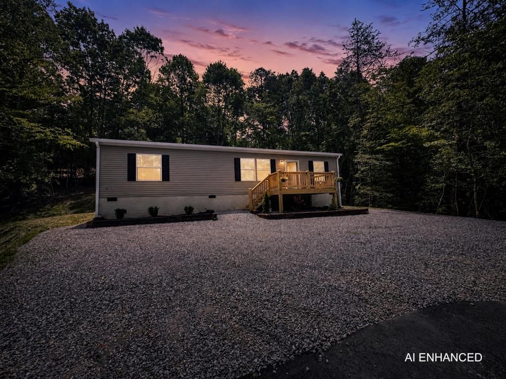 101 Sawyer Ridge Lane, Hayesville, NC 28904