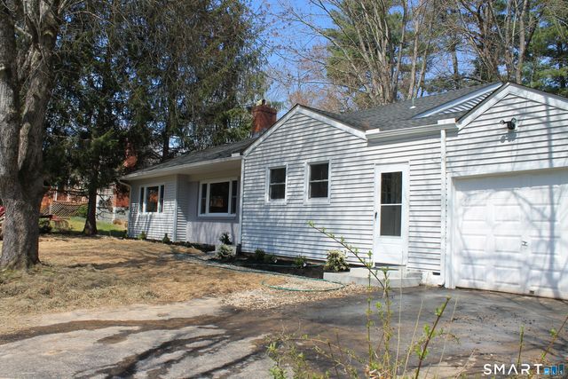 134 Sunset Street, Windsor Locks, CT 06096